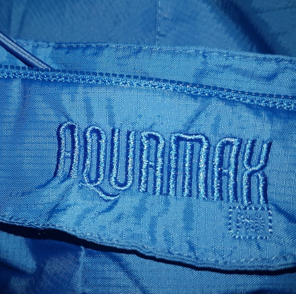 McKinley Aquamax rain jacket - Picture 7 of 8